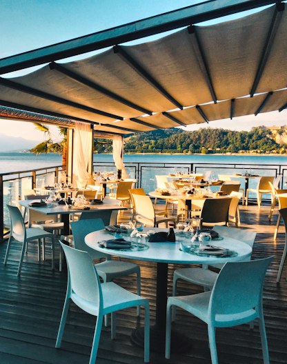 Outdoor dining terrace