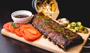 Barbecue ribs with dipping sauces