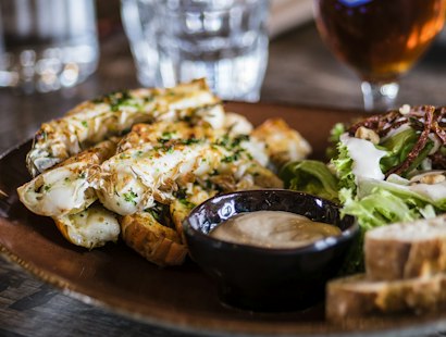 Grilled chicken with dipping sauce